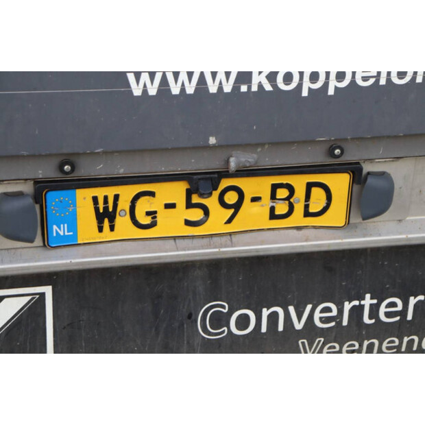 1991 تيتان V-20-46625508