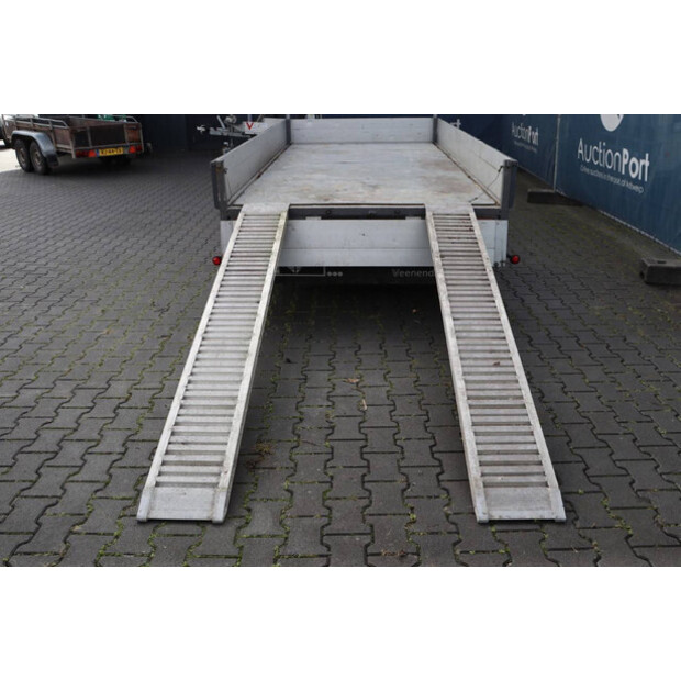 1991 تيتان V-20-46625512