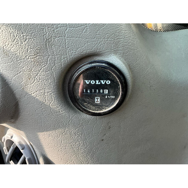 2014 Volvo EC220DL-46625549