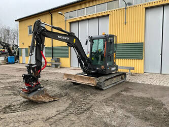 صورة ل معدات البناء 2023 فولفو ECR50 للبيع في إيطاليا