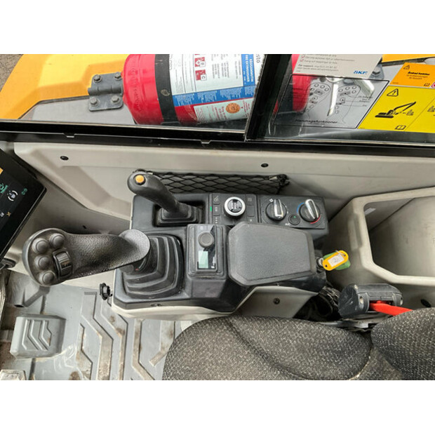 2023 فولفو ECR50-46625665