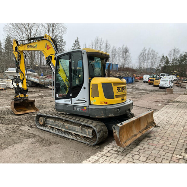 2016 واكر نيوسون ET90-46625681