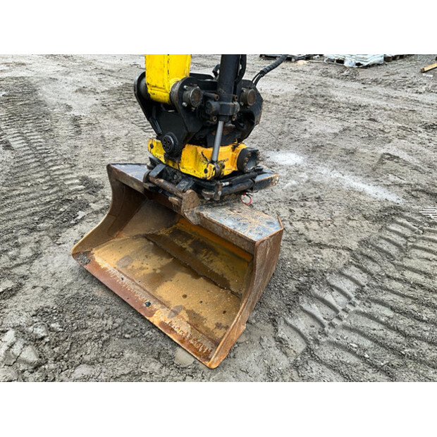 2016 واكر نيوسون ET90-46625688