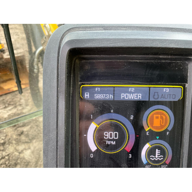 2016 واكر نيوسون ET90-46625702