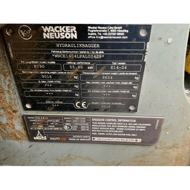 2016 واكر نيوسون ET90-46625703