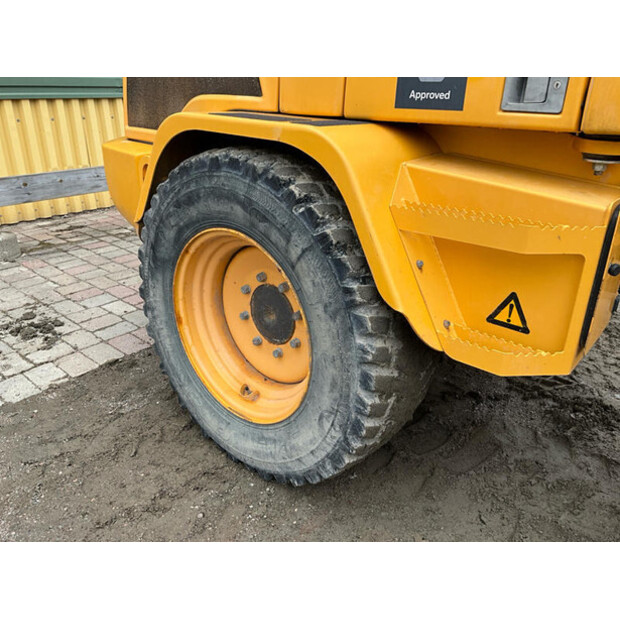 2018 فولفو L35G-46625765