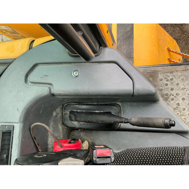 2018 فولفو L35G-46625772