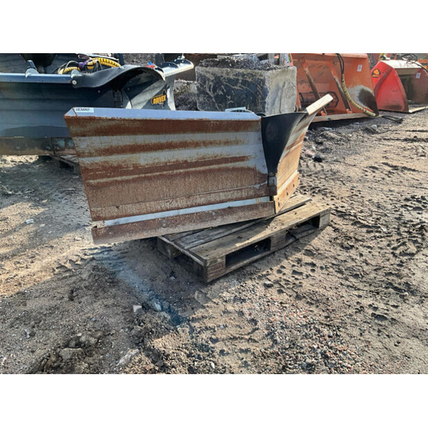 2013 AB Siringe T2200-46625818