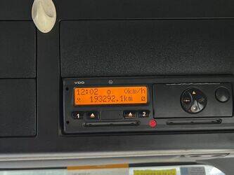 2015-mercedes-benz-arocs-3240-1443126-46626007