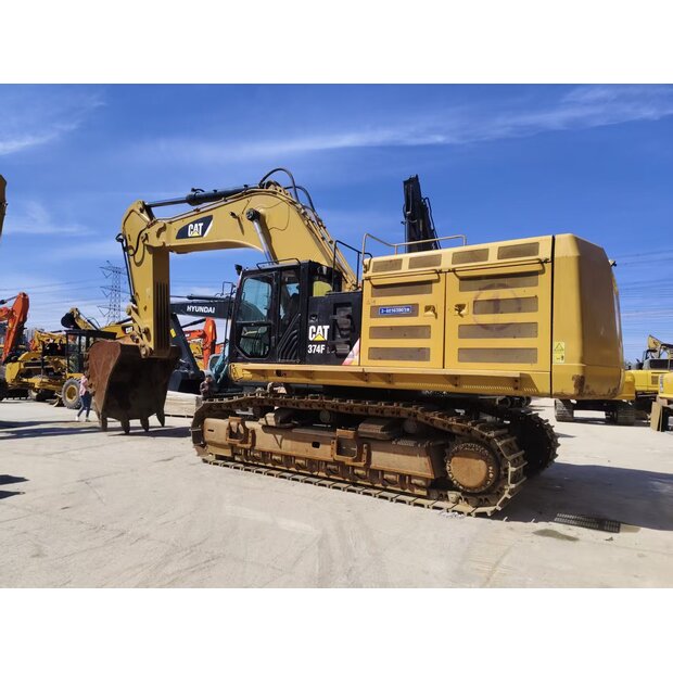 2017 Caterpillar 374FL-46626017