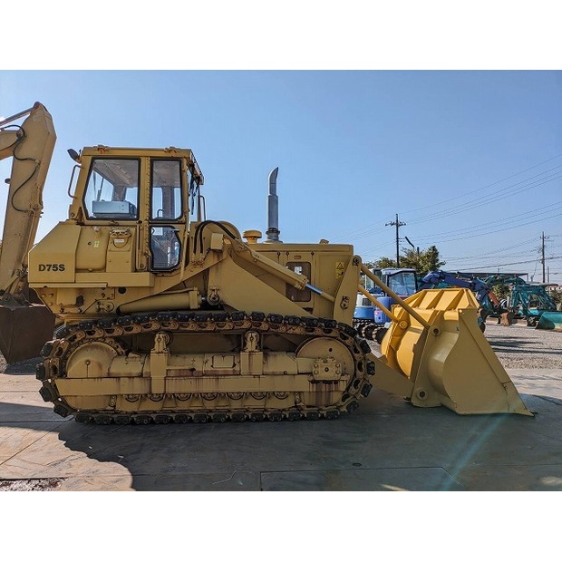 2012 كوماتسو D75S-5-46626147