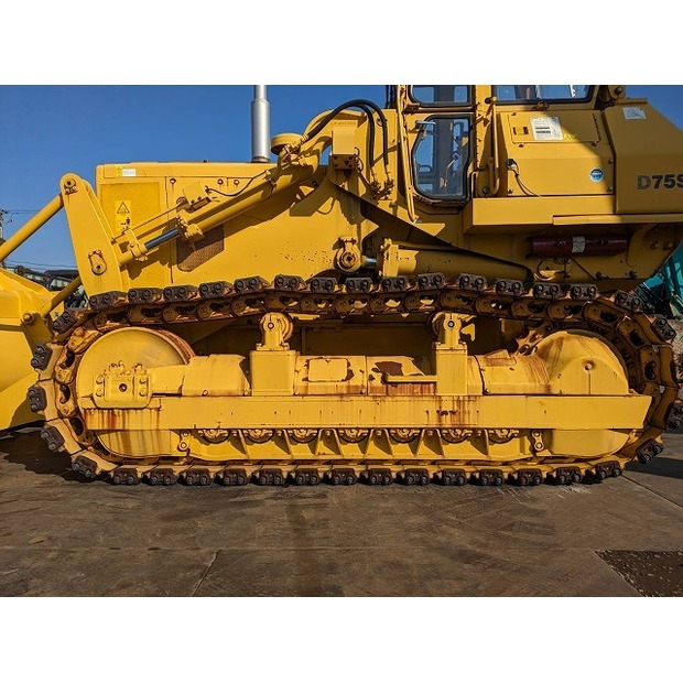 2012 كوماتسو D75S-5-46626153