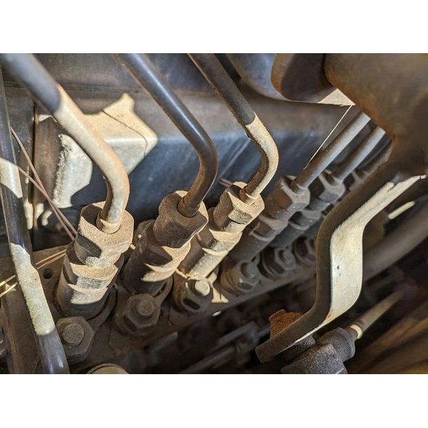 2012 كوماتسو D75S-5-46626165