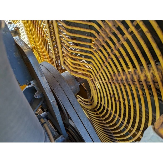 2012 كوماتسو D75S-5-46626168