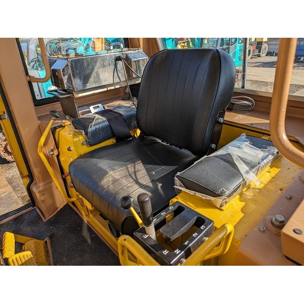 2012 كوماتسو D75S-5-46626171