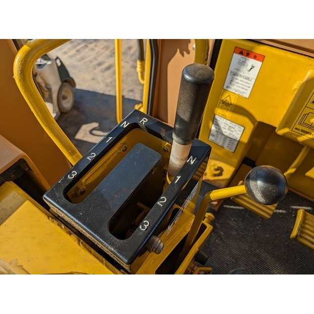 2012 كوماتسو D75S-5-46626175