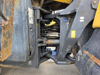 2009-komatsu-wa500-6-1443139-46626192