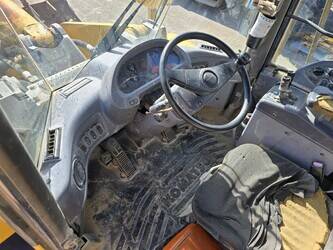 2009-komatsu-wa500-6-1443139-46626217