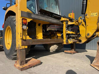 2017-caterpillar-432f2-1443149-46626531