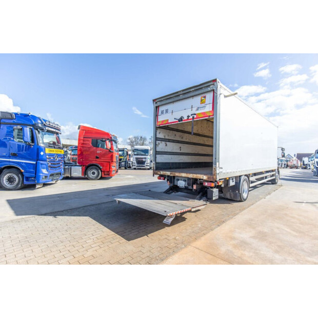 2012 Renault Midlum 270-46626827