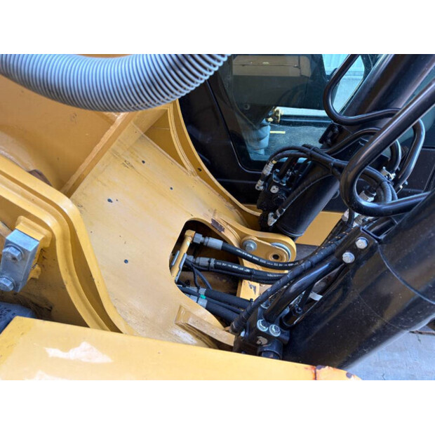 2019 Caterpillar 323-46628672