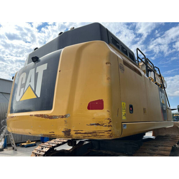 2017 Caterpillar 352F-46628810