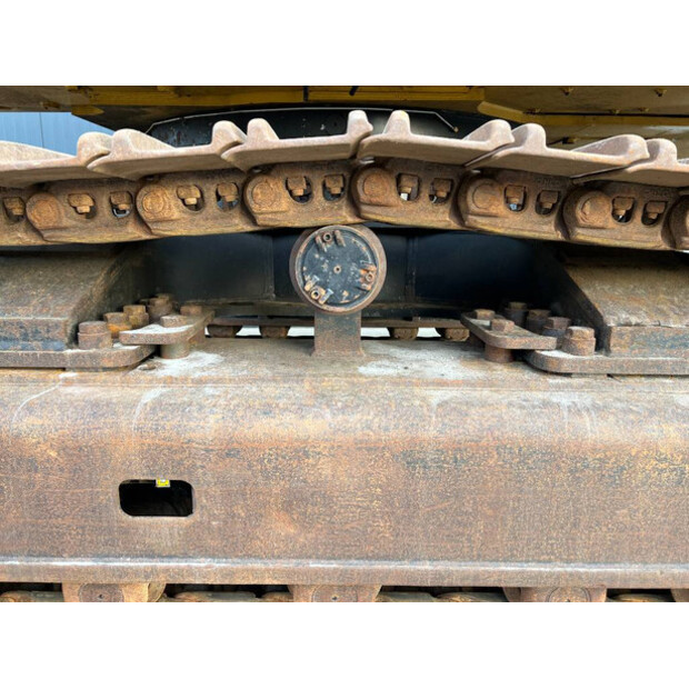 2015 Caterpillar 352FL-46628889