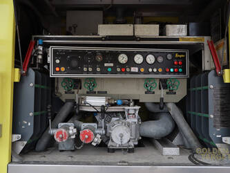 2011-mercedes-benz-unimog-u5000-46632938