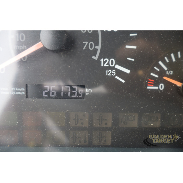 2011 mercedes benz Unimog U5000-46632946