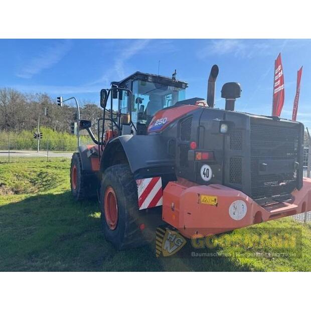 Hitachi ZW250-6-46636373