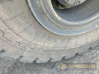 komatsu-hm400-1-1327414-46636412