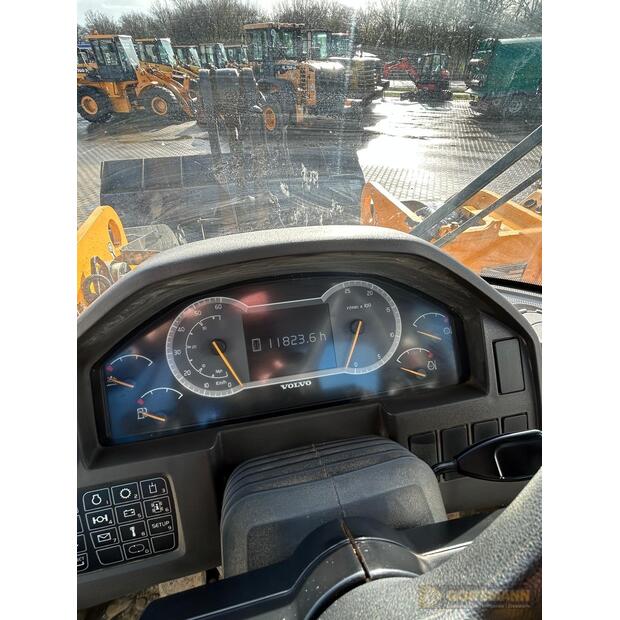 Volvo L110H-46637293