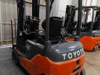 2019-toyota-8fbmk16t-46637981