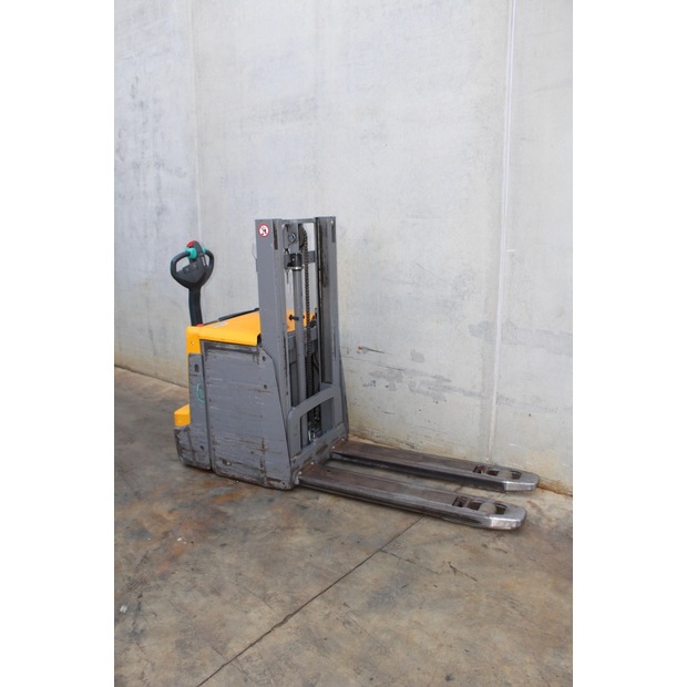 2020 Jungheinrich EJD 222 201 ZT LI-ION-46638099