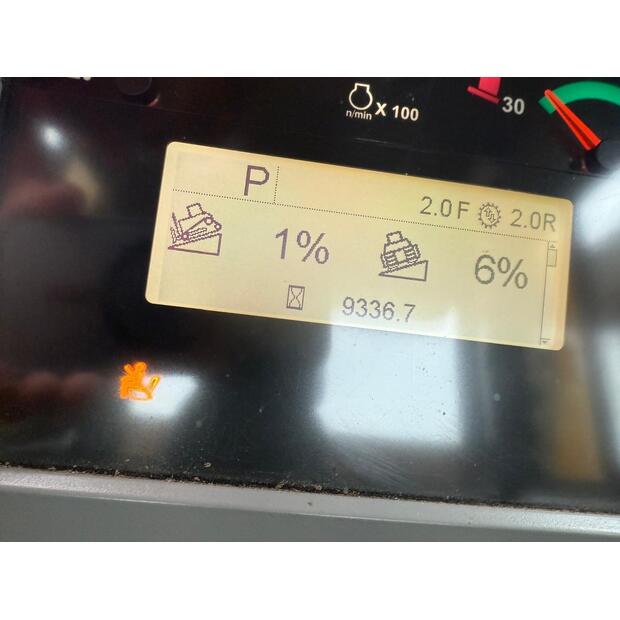 2015 كاتربيلر D6T LGP-46638413