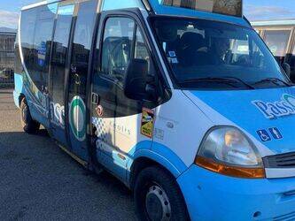 2011-renault-master-1443450-46644201