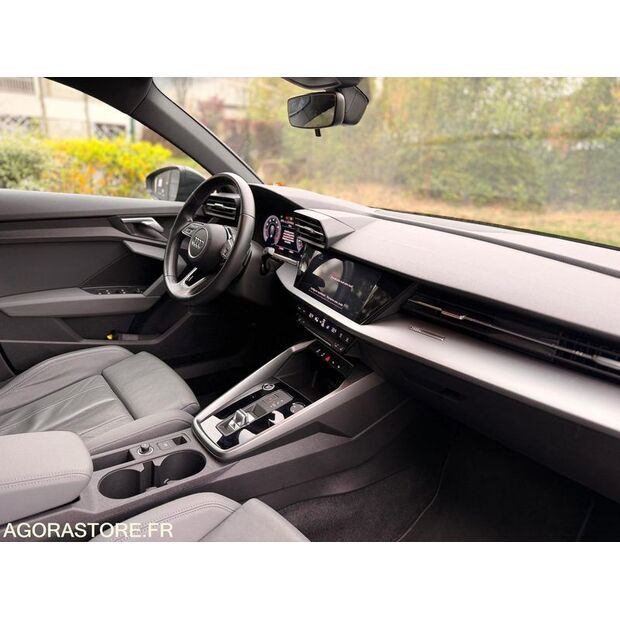 2022 أودي A3-46644226