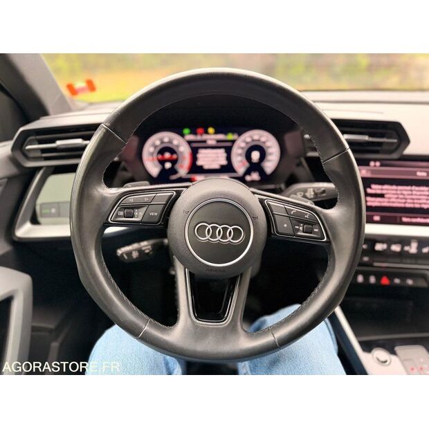 2022 أودي A3-46644227