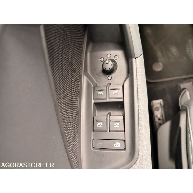 2022 أودي A3-46644229