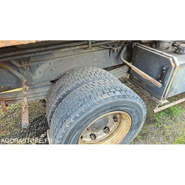 2001 Renault Midlum-46644337