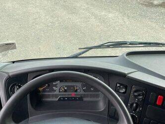 2005-mercedes-benz-1223-1443458-46644382