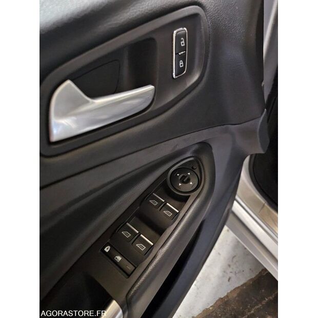 2016 Ford Kuga-46644484