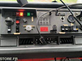 2000-renault-m210-1443469-46644682