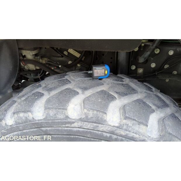 2000 Renault M210-46644698