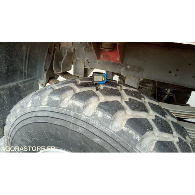 2000 Renault M210-46644699