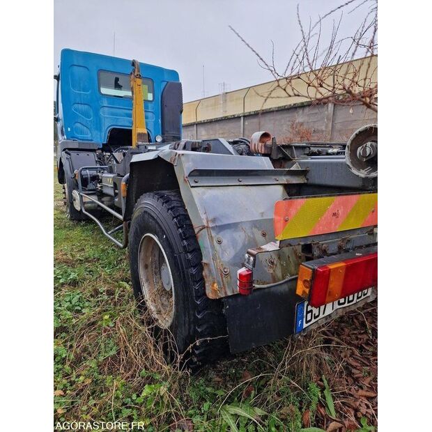 2001 Renault Kerax-46644717