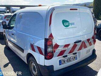 2017-peugeot-partner-1443472-46644738