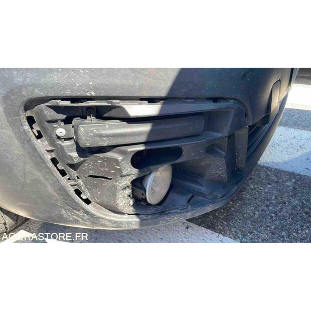 2017 Peugeot PARTNER-46644740