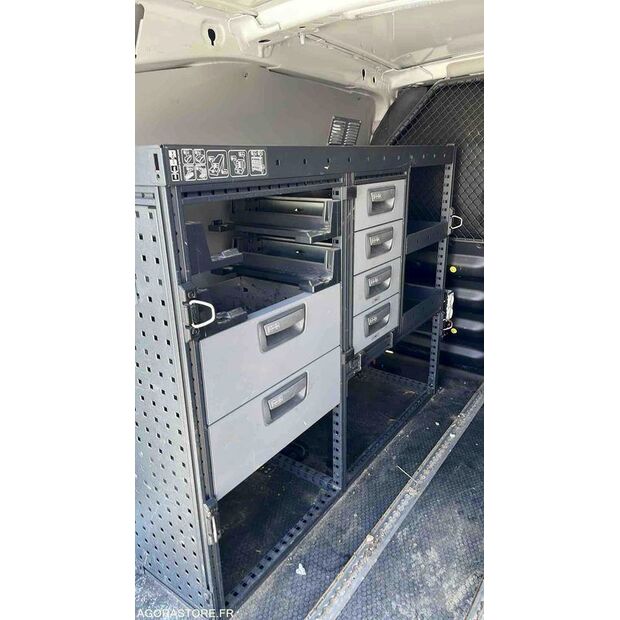 2017 Peugeot PARTNER-46644750