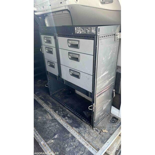 2017 Peugeot PARTNER-46644756